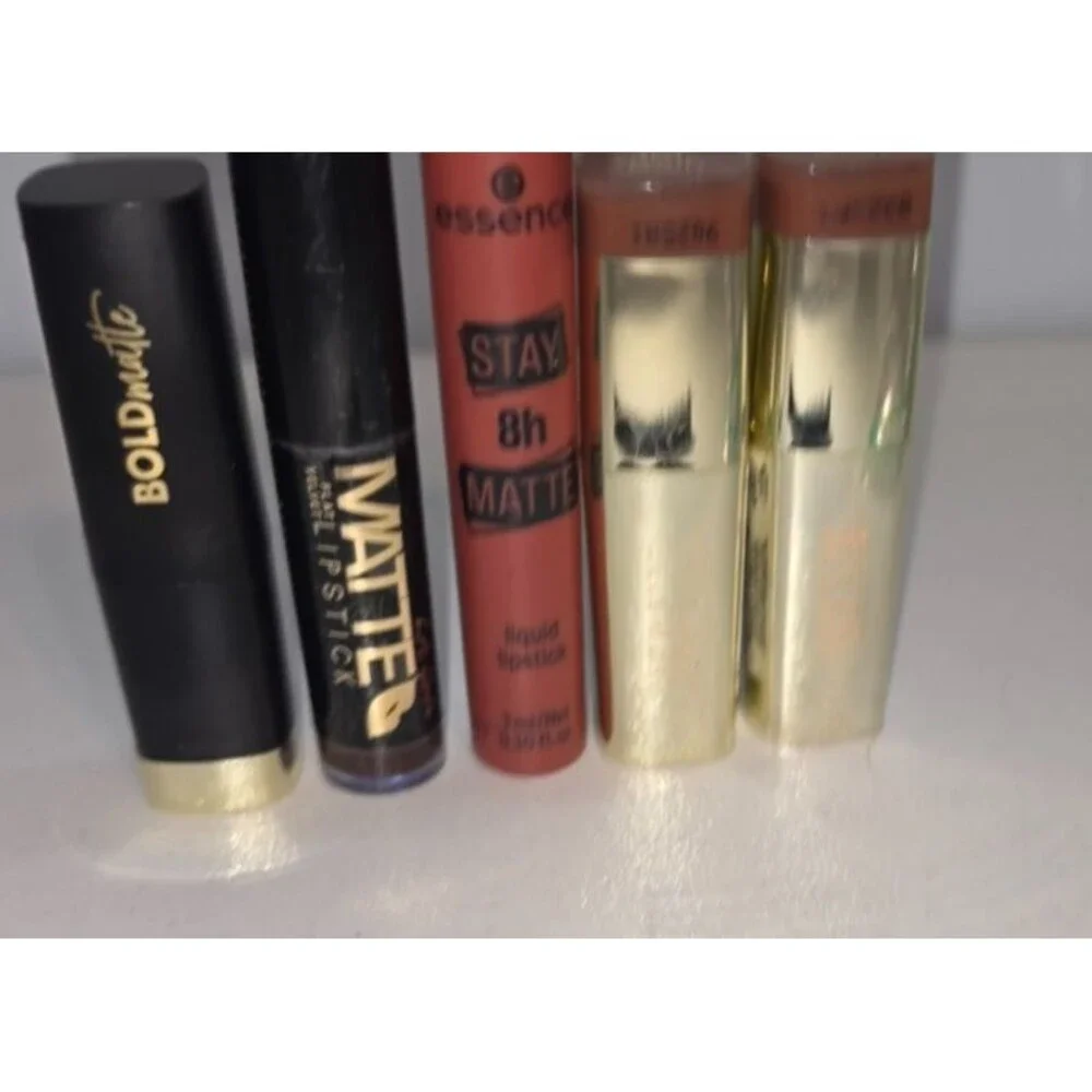 Lot of 6 Lip Liner Lipstick Milani La Girls Essence Darker Pink Mauve Colors